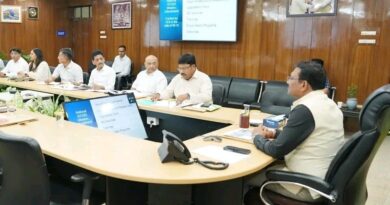 मुख्य सचिव आनन्द बर्द्धन ने सचिवालय में आयुष विभाग की करी समीक्षा