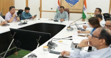 विकसित भारत 2047 के लिए सभी जनपद अपना प्लान तैयार करेंः मुख्य सचिव आनन्द बर्द्धन 