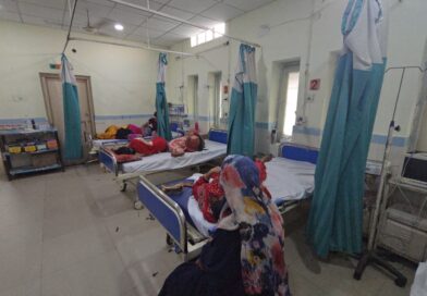 उत्तराखंड में भयंकर सड़क हादसा, बिजली के पोल से टकराया श्रद्धालुओं का वाहन, 14 घायल 
