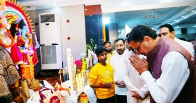 पूर्व अध्यक्ष राज्य पिछड़ा वर्ग आयोग द्वारा आयोजित माता की चौकी कार्यक्रम में मुख्यमंत्री धामी ने किया प्रतिभाग