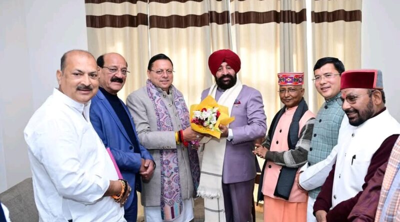 मुख्यमंत्री धामी ने भराड़ीसैंण (गैरसैंण) में राज्यपाल से की शिष्टाचार भेंट 