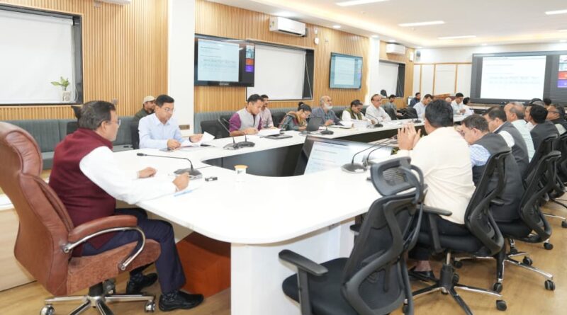 रामनगर और नीलकंठ में बनेगी मल्टी स्टोरी पर्किंग, काठगोदाम में बनेगा पुल : मुख्य सचिव आनंद बर्द्धन