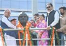 कैबिनेट मंत्री गणेश जोशी ने हेमवती नंदन बहुगुणा की प्रतिमा पर माल्यार्पण कर दी श्रद्धांजलि 