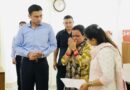 कैंसर पीड़ित परिवार को जिला प्रशासन से मिली राहत, 71 हजार का ऋण माफ