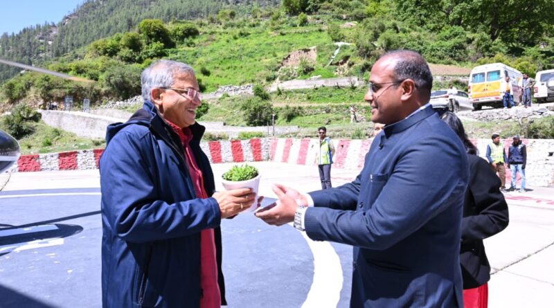 मुख्य चुनाव आयुक्त ज्ञानेश कुमार उत्तरकाशी पहुंचे, सीमांत पोलिंग बूथ हर्षिल का करेंगे निरीक्षण
