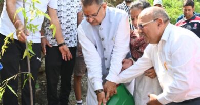 कैबिनेट मंत्री गणेश जोशी ने पौधारोपण कार्यक्रम में किया प्रतिभाग, पर्यावरण संरक्षण का दिया संदेश 