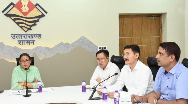 कैबिनेट मंत्री रेखा आर्या ने समिति बनाकर समीक्षा के दिए निर्देश , राशन विक्रेताओं का बकाया लाभांश एक सप्ताह में होगा जारी
