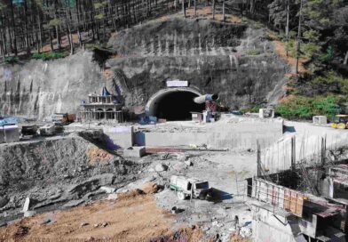 उत्तरकाशी के सिलक्यारा टनल में पत्थर की चपेट में आने से मजदूर की मौत