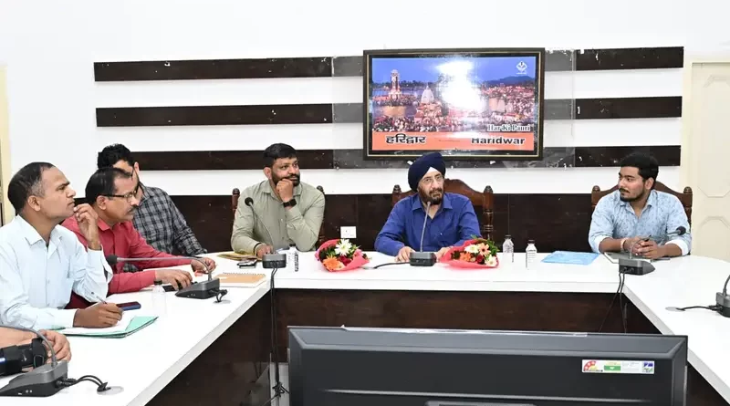 हरिद्वार में सभी मदरसों की मान्यता अनिवार्य : अध्यक्ष डॉ. सुरजीत सिंह गांधी 