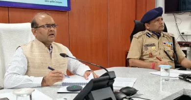 लगातार हो रही बारिश के चलते सभी विभाग 24×7 अलर्ट मोड पर रहें : मुख्यमंत्री पुष्कर सिंह धामी