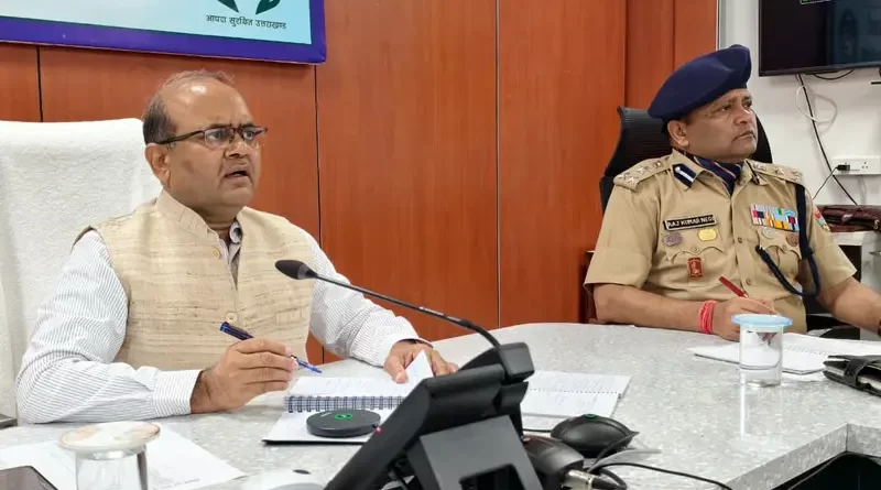 लगातार हो रही बारिश के चलते सभी विभाग 24×7 अलर्ट मोड पर रहें : मुख्यमंत्री पुष्कर सिंह धामी