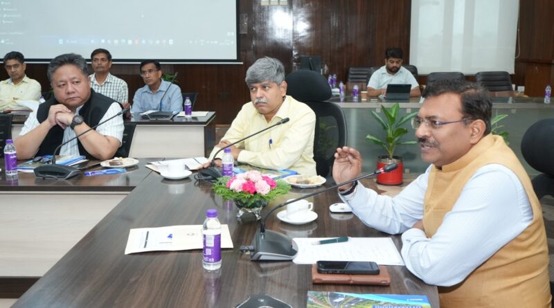 मुख्य सचिव आनन्द बर्द्धन ने नियोजन विभाग द्वारा आयोजित पीएम गतिशक्ति उपयोग मामलों का संग्रह 2.0 का किया विमोचन