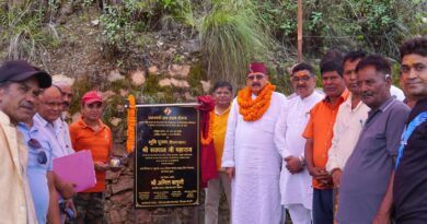 बीरोंखाल में ₹4.48 करोड़ की विकास योजनाओं का पर्यटन मंत्री सतपाल महाराज ने किया लोकार्पण 
