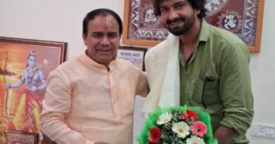 कैबिनेट मंत्री डॉ. धन सिंह रावत से मिले राष्ट्रीय पुरस्कार विजेता अभिनेता मोहित घिल्डियाल,तीर्थाटन प्रचार के लिए डॉक्यूमेंट्री बनाने पर चर्चा