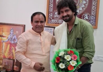कैबिनेट मंत्री डॉ. धन सिंह रावत से मिले राष्ट्रीय पुरस्कार विजेता अभिनेता मोहित घिल्डियाल,तीर्थाटन प्रचार के लिए डॉक्यूमेंट्री बनाने पर चर्चा