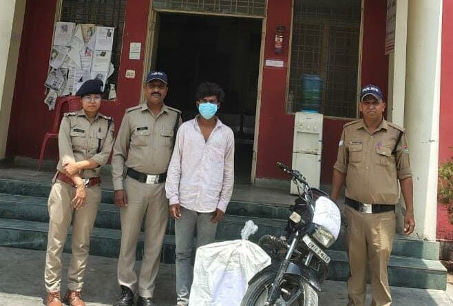 सेलाकुई में चोरी और वाहन चोरी का खुलासा, शातिर चोर गिरफ्तार