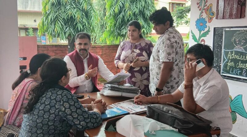 कैंट विधानसभा में SIR नोटिसों के समाधान को लेकर कांग्रेस की बैठक