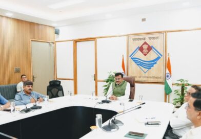 मुख्य सचिव आनन्द बर्द्धन ने वाह्य सहायतित परियोजनाओं की प्रगति की करी समीक्षा