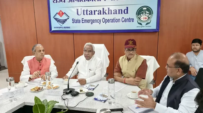 ग्लेशियर झीलों की निगरानी के लिए अत्याधुनिक तकनीक अपनाने के निर्देश