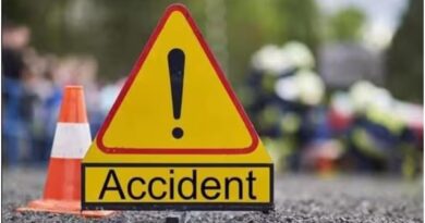मिक्सर ट्रैक्टर ने छात्रा को कुचला, दर्दनाक मौत