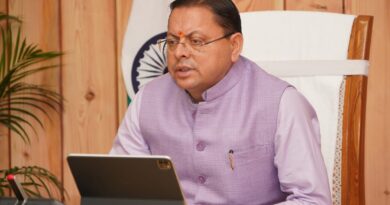 मुख्यमंत्री धामी ने समस्त जिलाधिकारियों के साथ की वर्चुअल बैठक