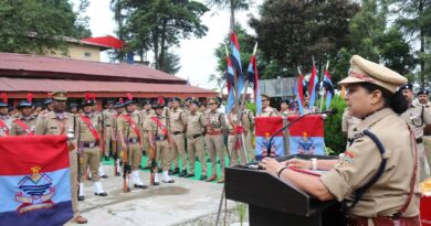 टिहरी पुलिस ने धूमधाम से मनाया 80वां स्वतंत्रता दिवस, 25 पुलिस कार्मिक रजत जयंती पदक से अलंकृत