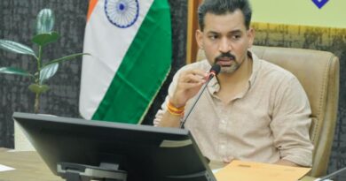 एसआईआर कार्य में पारदर्शिता एवं शुद्धता के साथ करें नोटिसों की सुनवाई- जिलाधिकारी डॉ. आशीष चौहान