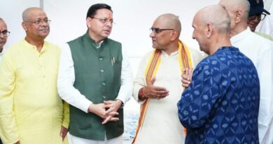 मुख्यमंत्री धामी ने दैनिक जागरण के संपादक तथा हिंदुस्तान समाचार पत्र मुख्य संवाददाता की माताजी के निधन पर  व्यक्त की शोक संवेदना 