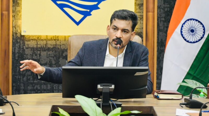 180 दिन से अधिक लंबित शिकायतों पर जिलाधिकारी डॉ0 आशीष चौहान ने अधिकारियों को दी चेतावनी, निस्तारण संभव न होने वाले प्रकरण स्पेशल क्लोज में उच्चस्तर पर भेजने के निर्देश