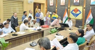 समाधान दिवस में 102 शिकायतें दर्ज, अधिकारियों को समयबद्ध निस्तारण के निर्देश