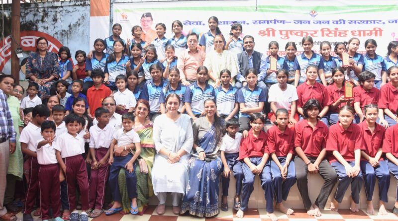 सरकार बच्चों के बेहतर भविष्य, उनके सर्वांगीण विकास और उन्हें आत्मनिर्भर बनाने की दिशा में कर रही निरंतर प्रयास-कैबिनेट मंत्री रेखा आर्या