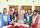 मुख्यमंत्री युवा विद्यार्थी मंथन में 140 चयनित छात्र-छात्राओं से किया संवाद, राजकीय विद्यालयों के कक्षा 10वीं-12वीं के विद्यार्थियों को टैब के लिए डीबीटी से मिलेगी धनराशि