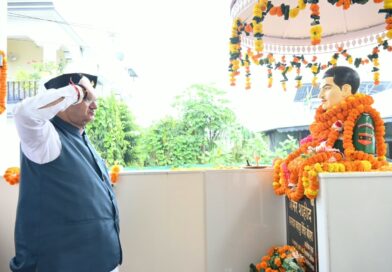 सैनिक कल्याण मंत्री गणेश जोशी ने अशोक चक्र विजेता अमर शहीद हवलदार बहादुर सिंह बोहरा की 19वीं पुण्यतिथि पर पुष्पचक्र अर्पित कर दी श्रद्धांजलि