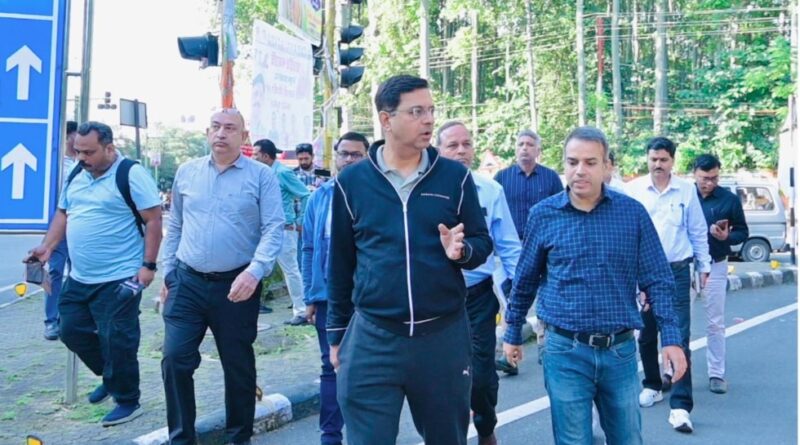 18 अक्टूबर तक प्रदेश की सभी सड़कों को गड्ढामुक्त करने के निर्देश